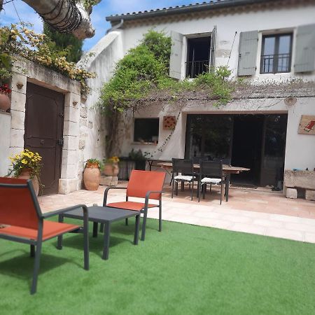 Mas La Maison de mon Père  Proche AVIGNON à PUJAUT Pujaut Exterior foto